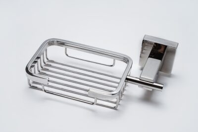 Kệ xà phòng inox dạng rổ chân vuông TODA 304–TD4502